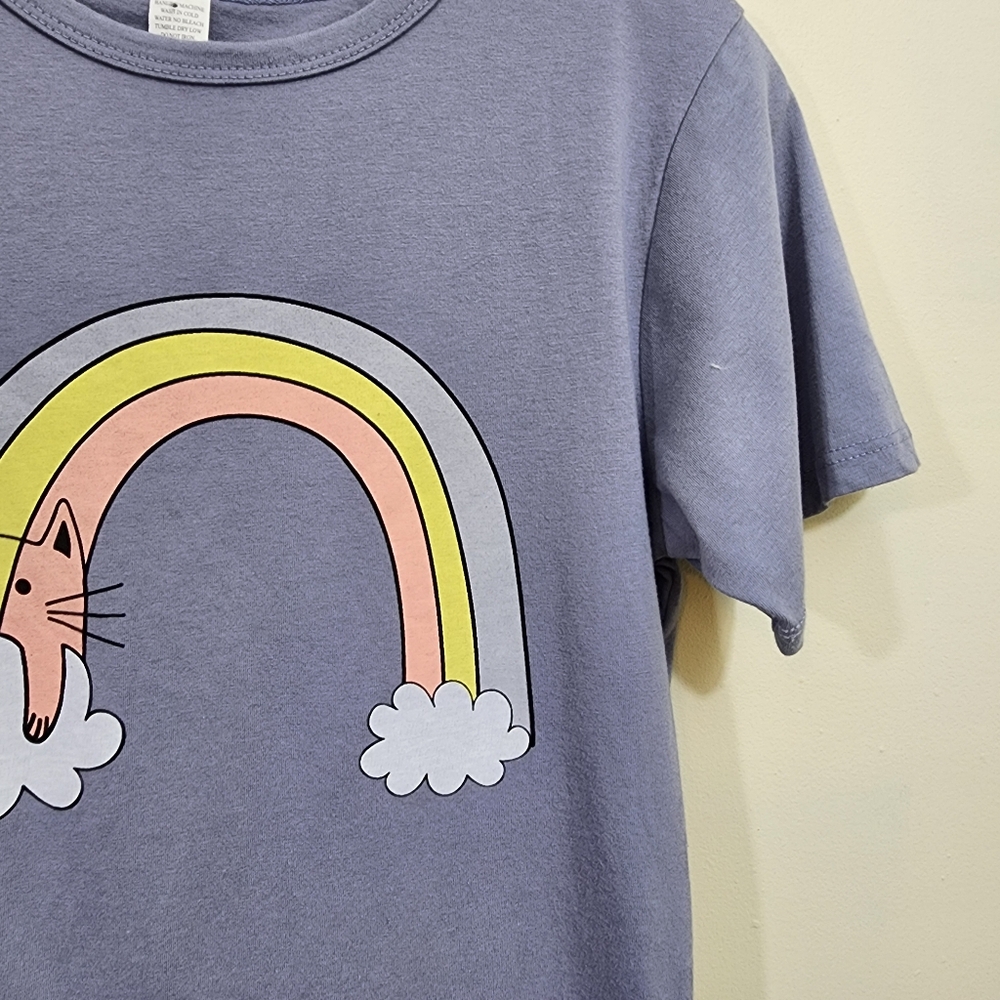 Cat unicorn rainbow in a cloud graphic short sleeve shirt juniors size medium - Picture 5 of 7